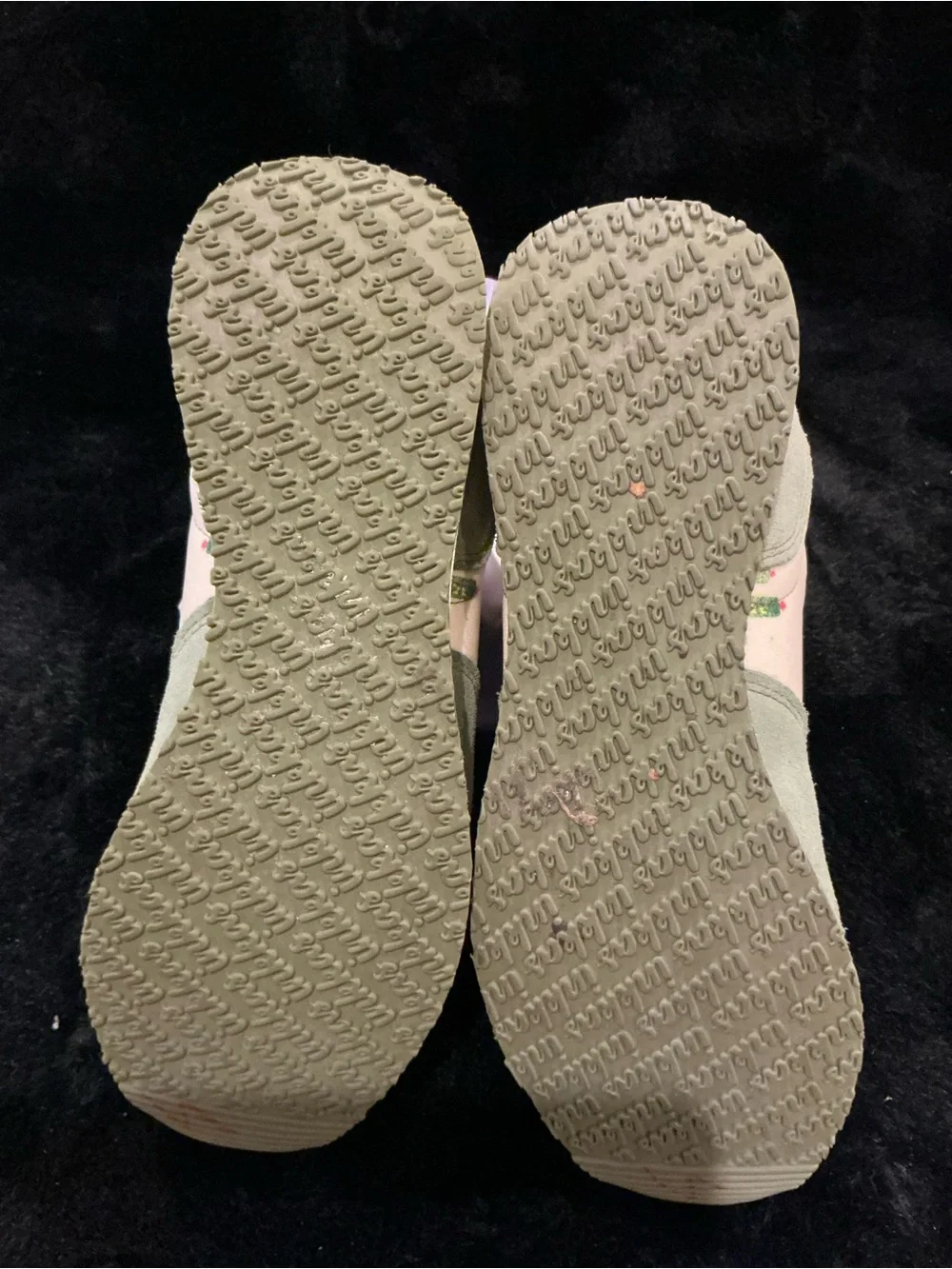 inkkas Prickly Jogger Green and Cream Cactus Print Sneakers W 12, M 10